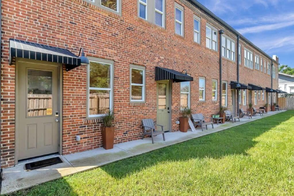 Modern, Insta-Worthy 2B Townhome In Walkable Springfield! Jacksonville Buitenkant foto